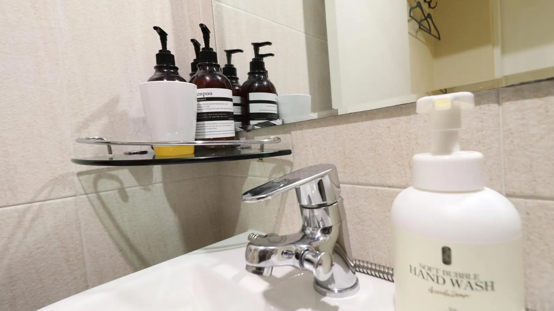 Just4U Guesthouse Seoul South Korea