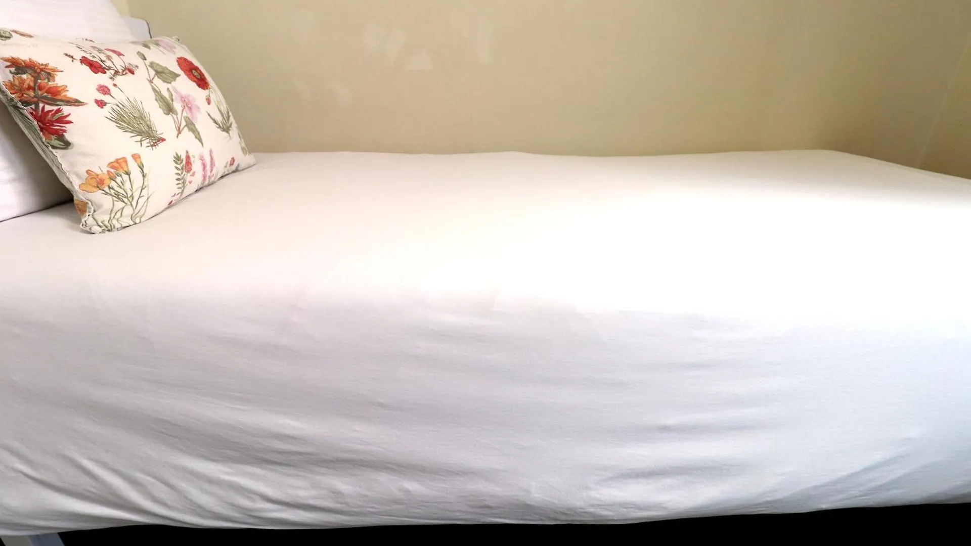 Hostel Just4U Guesthouse Seoul South Korea