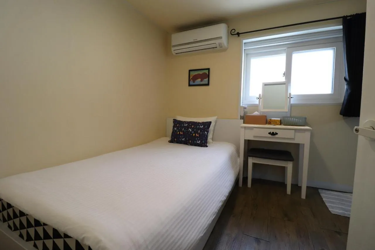 Hostel Just4U Guesthouse Seoul